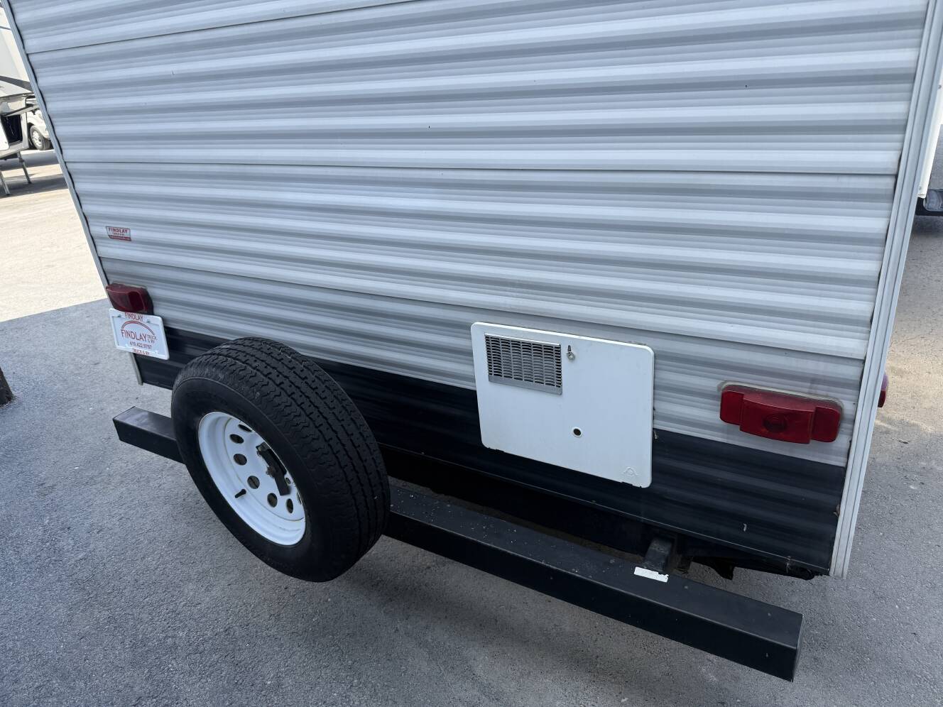 A photo of this 2013 Prime Time AVENGER 26BH