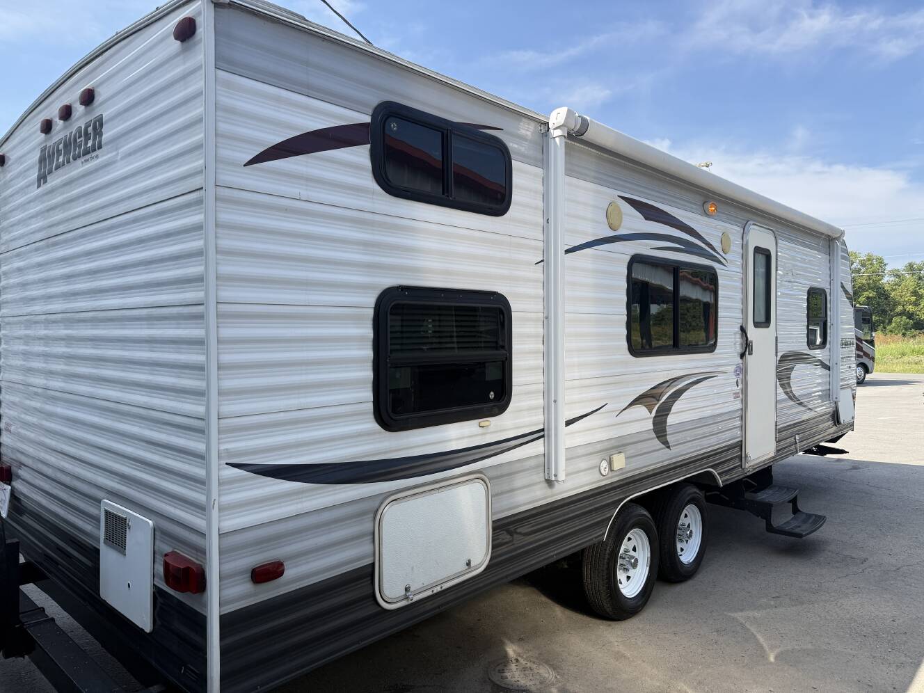 A photo of this 2013 Prime Time AVENGER 26BH