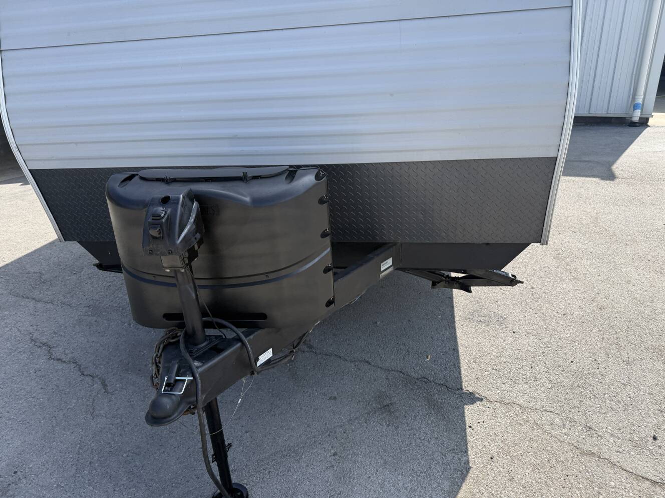 A photo of this 2013 Prime Time AVENGER 26BH