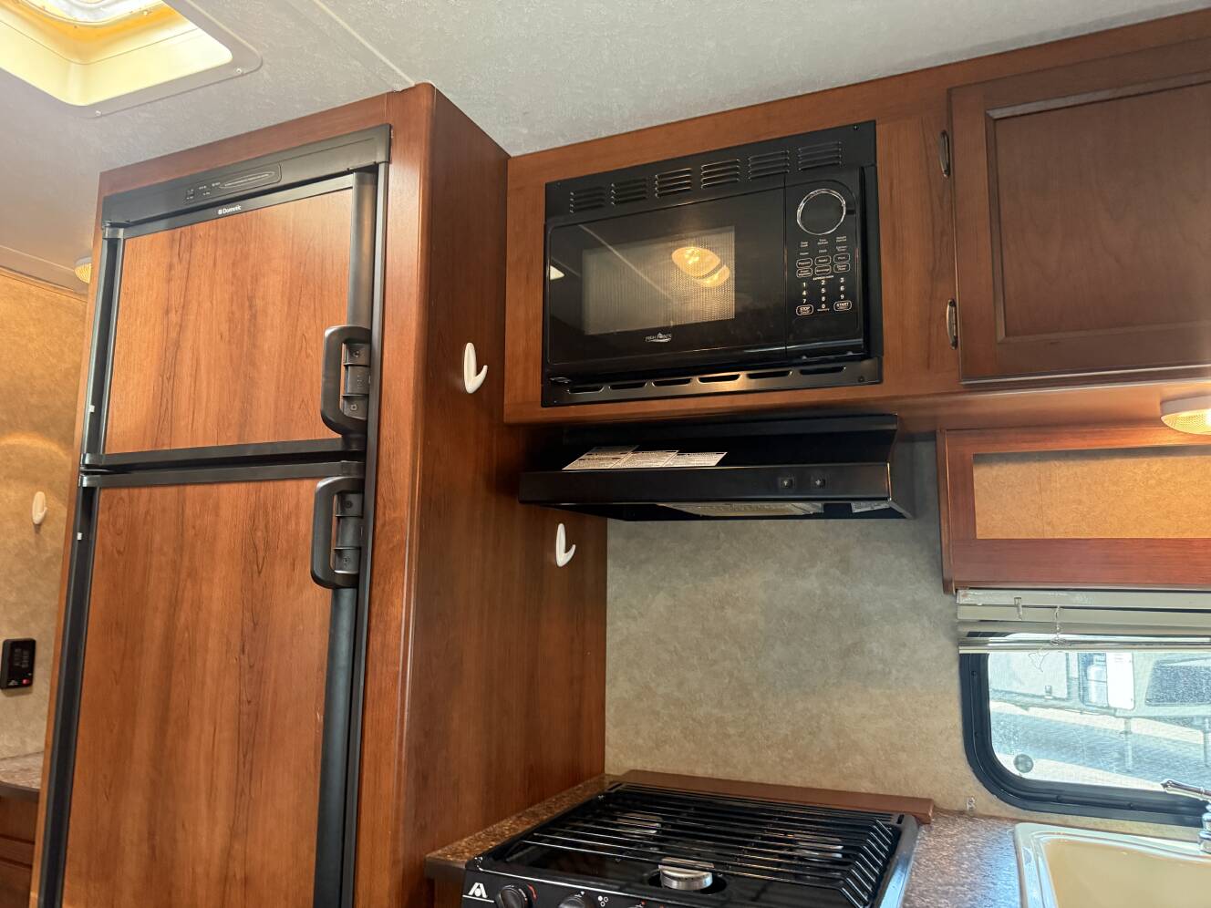 A photo of this 2013 Prime Time AVENGER 26BH