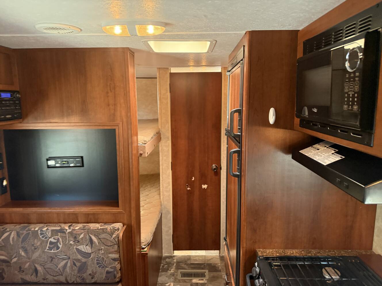 A photo of this 2013 Prime Time AVENGER 26BH