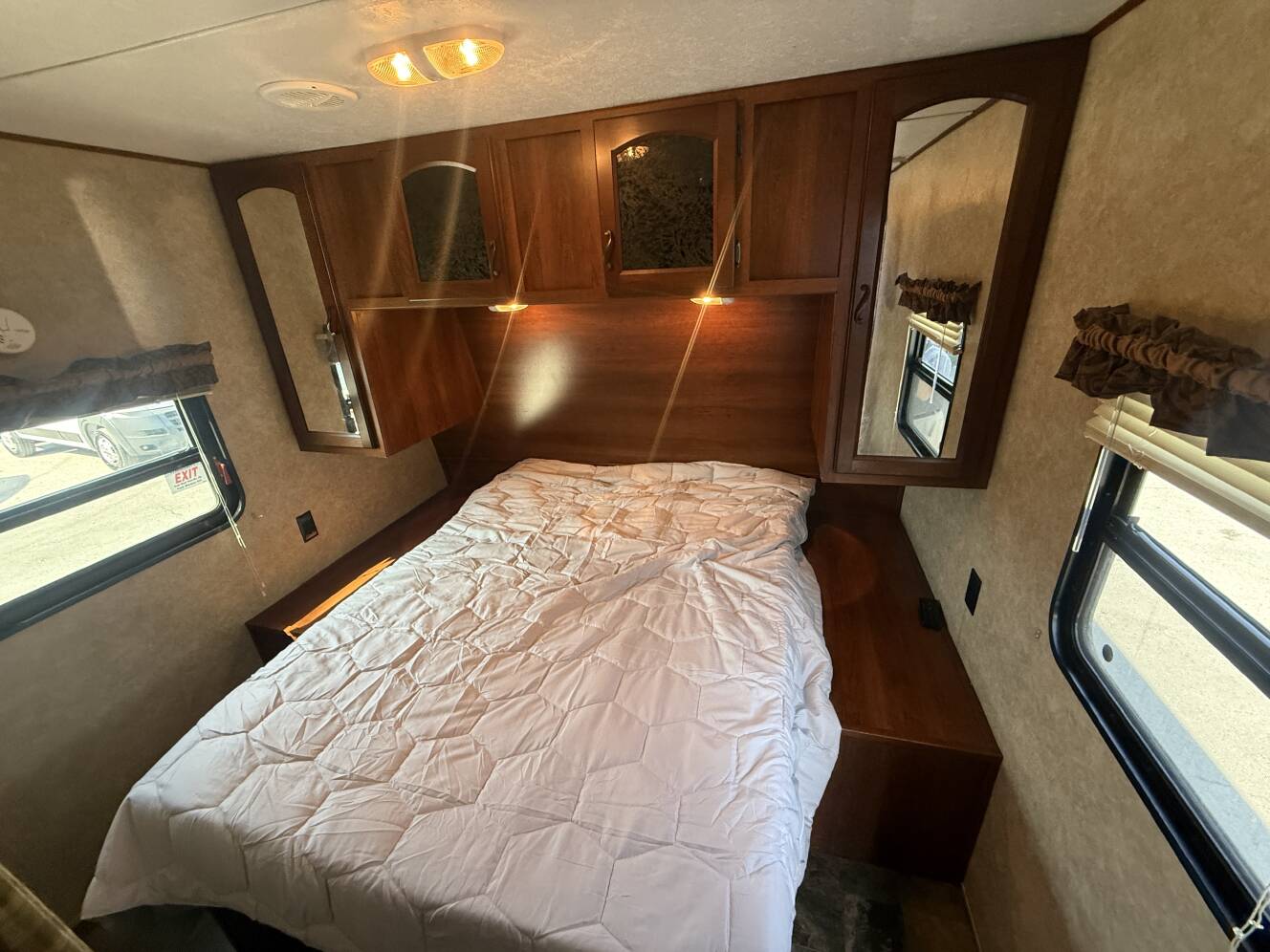 A photo of this 2013 Prime Time AVENGER 26BH