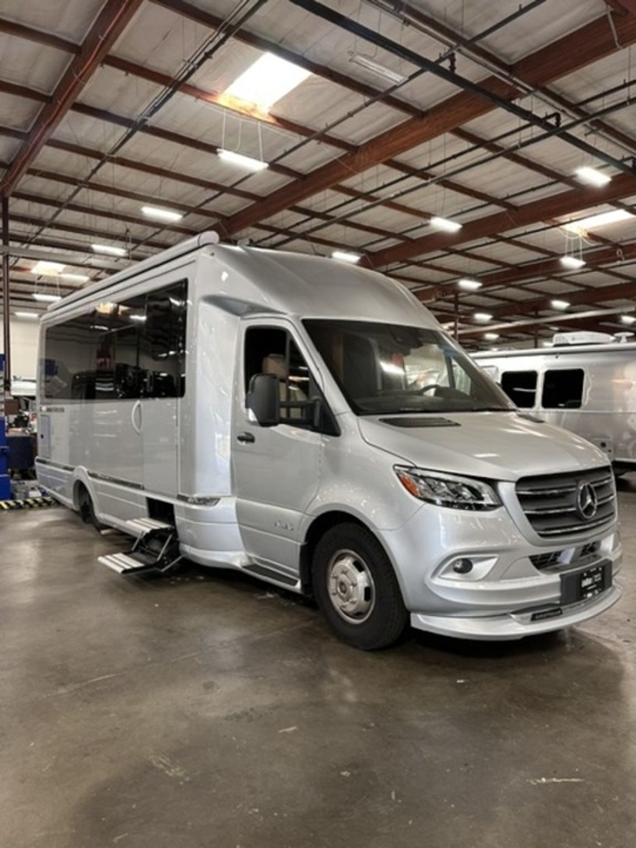2023 Airstream Atlas Tommy Bahama Edition, E1 Package in fairfield CA