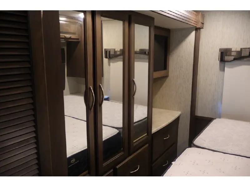 2019 COACHMEN MIRADA 350DS