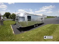 2021 AIRSTREAM GLOBETROTTER 30RB