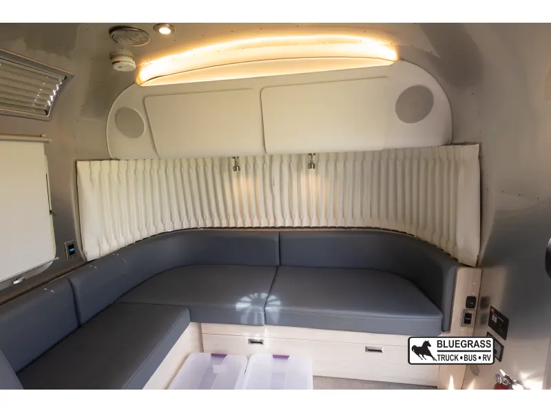 2021 AIRSTREAM GLOBETROTTER 30RB