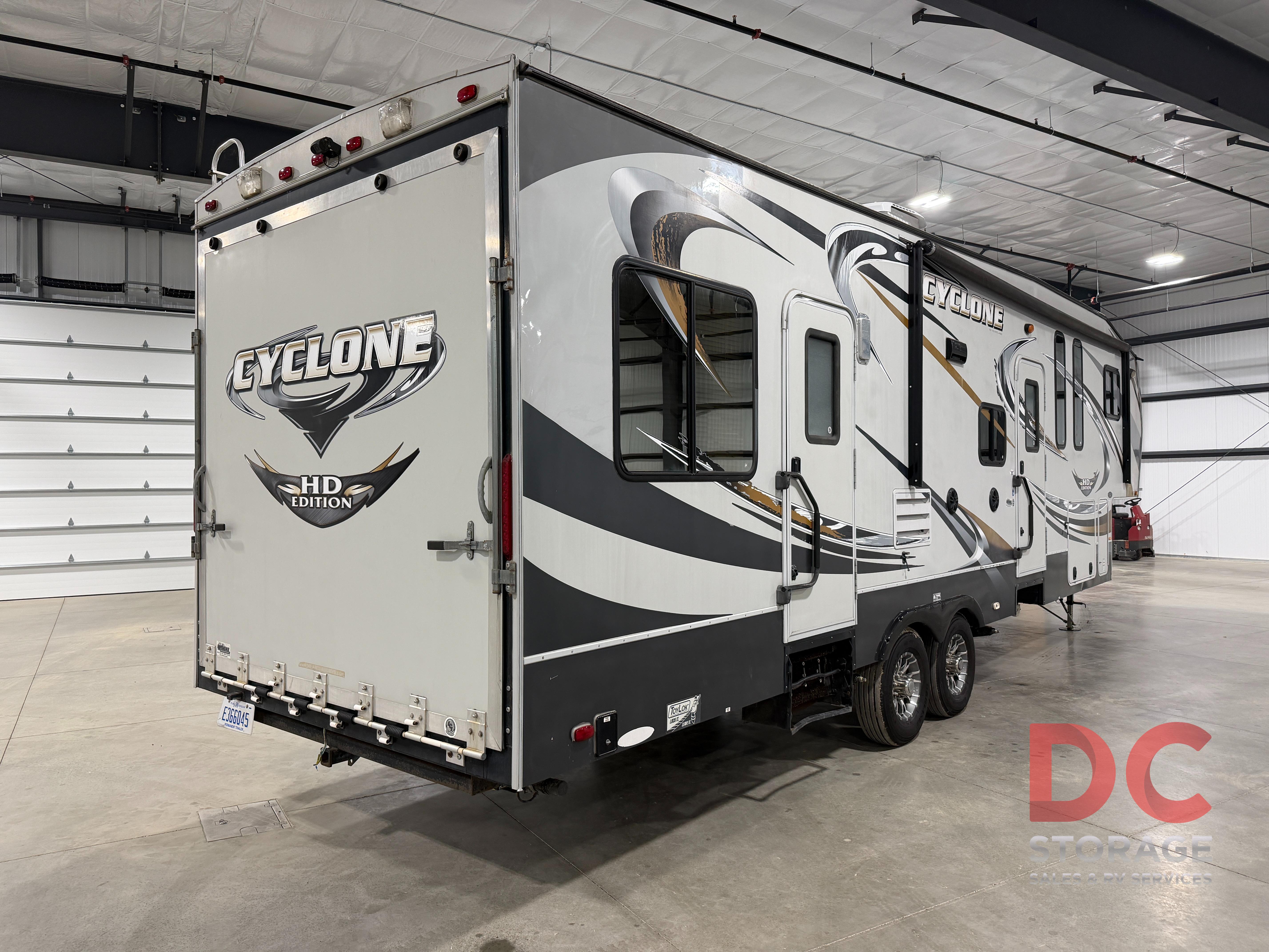 2012 Heartland CYCLONE 3010 in hudsonville MI