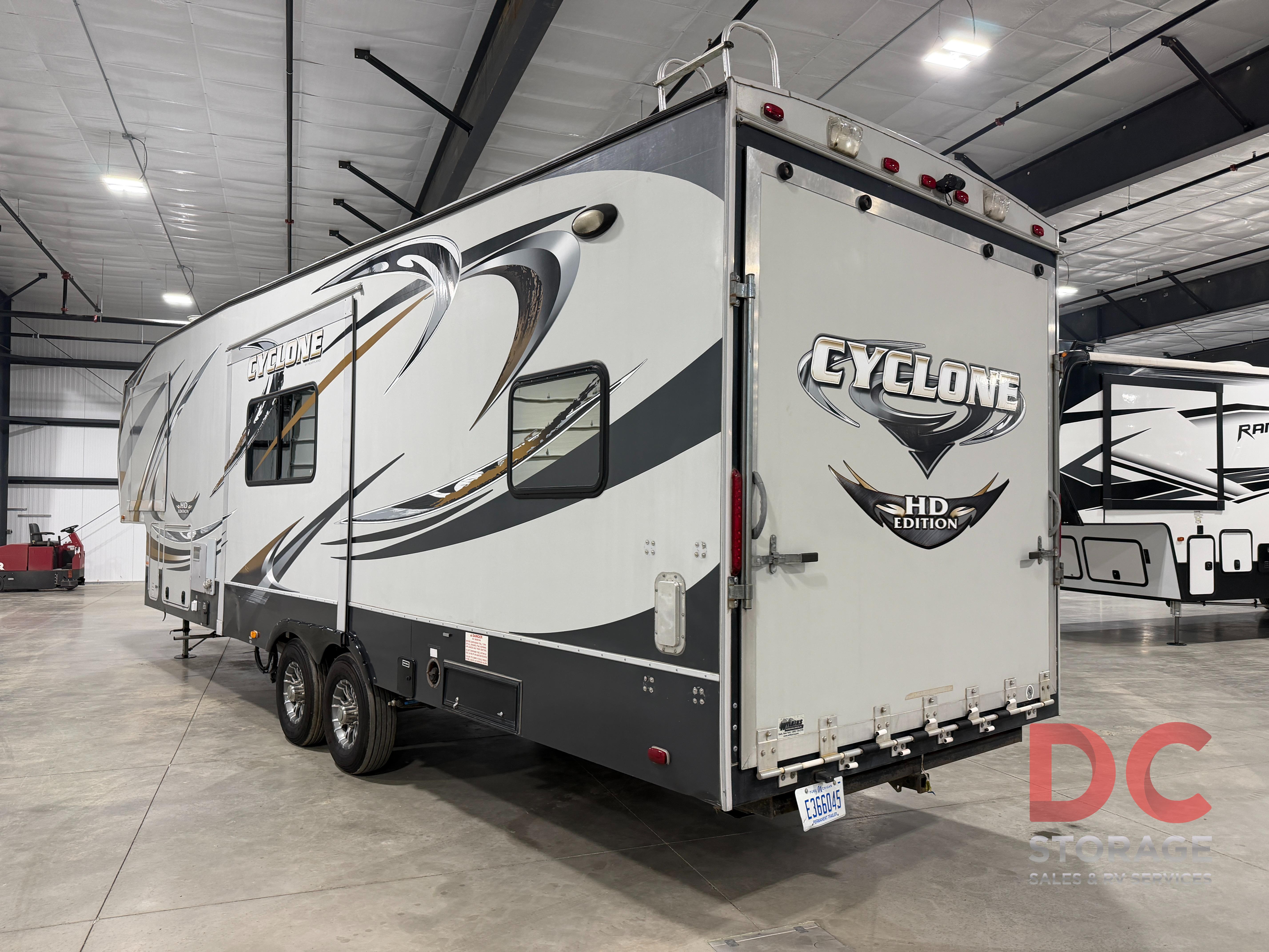 2012 Heartland CYCLONE 3010 in hudsonville MI