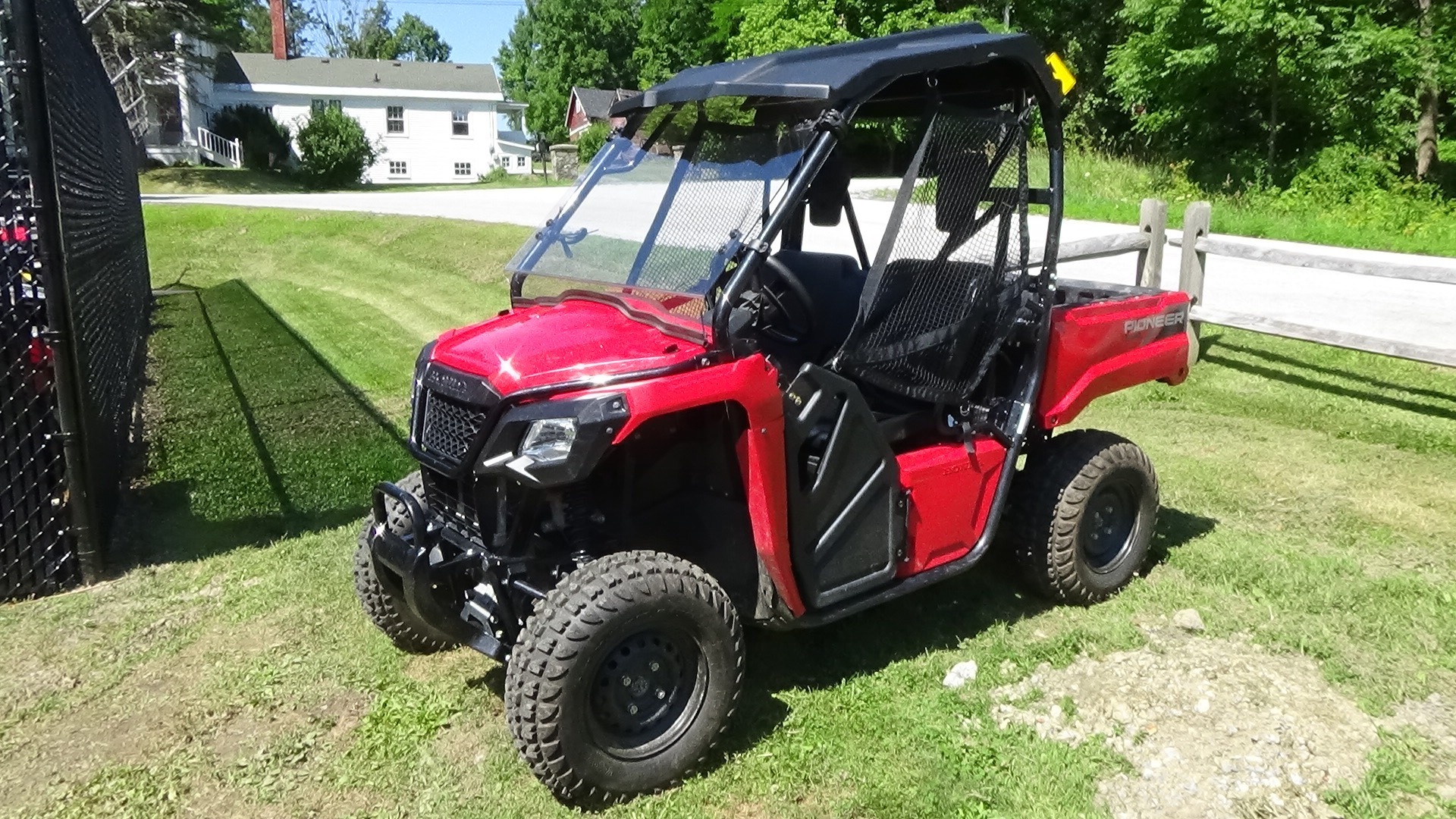 2025 Honda Pioneer 520 BASE in bennington VT