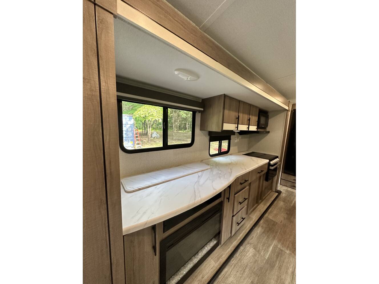 A photo of this 2023 Grand Design IMAGINE 2670MK