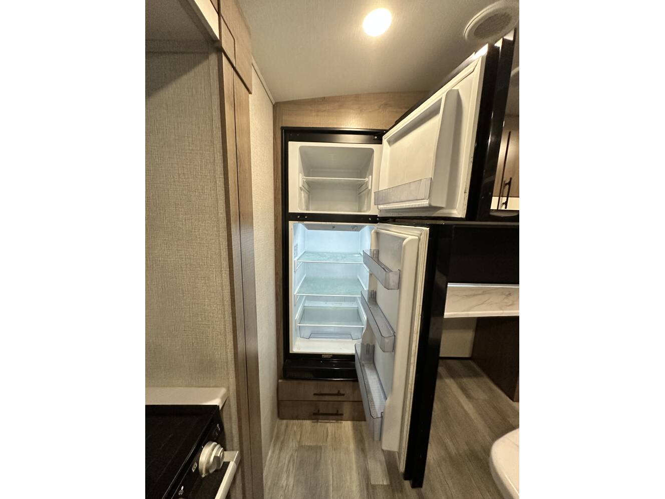 A photo of this 2023 Grand Design IMAGINE 2670MK