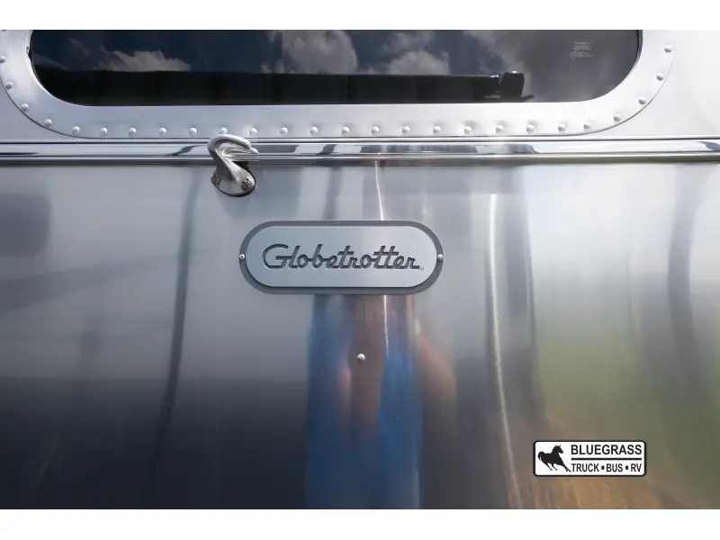 2021 AIRSTREAM GLOBETROTTER 30RB