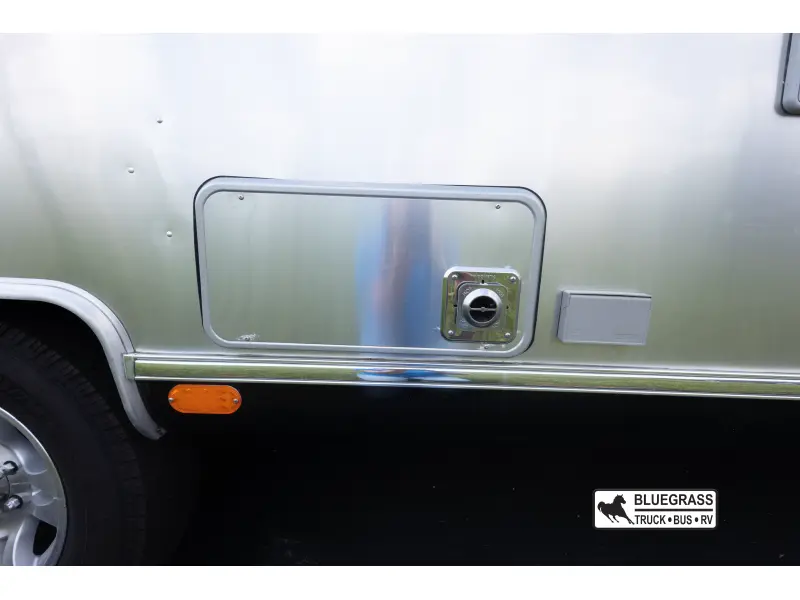 2021 AIRSTREAM GLOBETROTTER 30RB