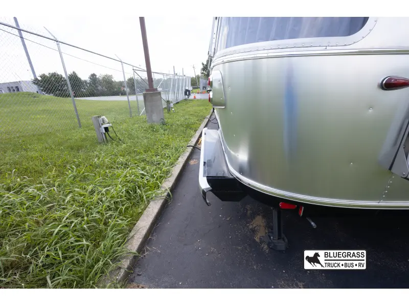 2021 AIRSTREAM GLOBETROTTER 30RB