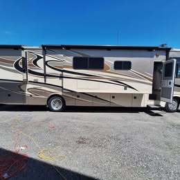 2014 Holiday Rambler VACATIONER 36SBT in norwalk OH