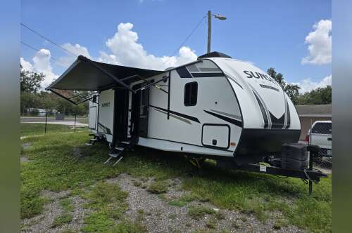 2022 Crossroads SUNSET TRAIL SS331BH in riverview FL