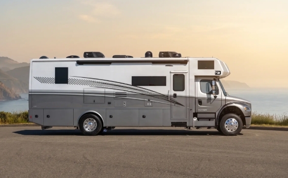 2027 Dynamax Corp EUROPA 34SS in las vegas NV