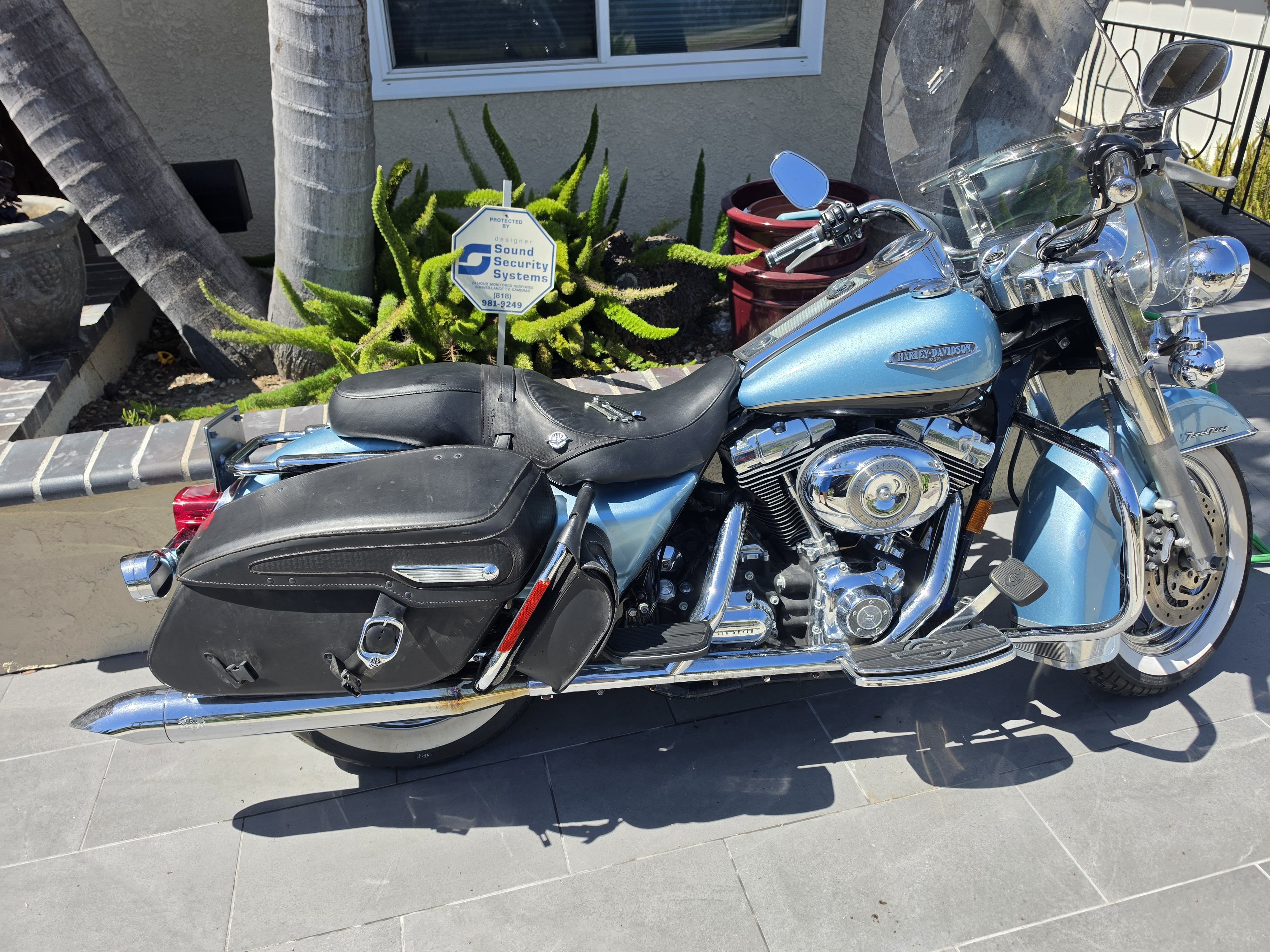 2005 Harley-Davidson ROAD KING CLASSIC in playa del rey CA