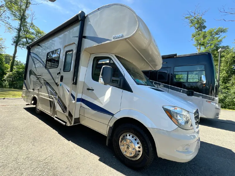 2018 Thor Motor Coach Chateau 24BL