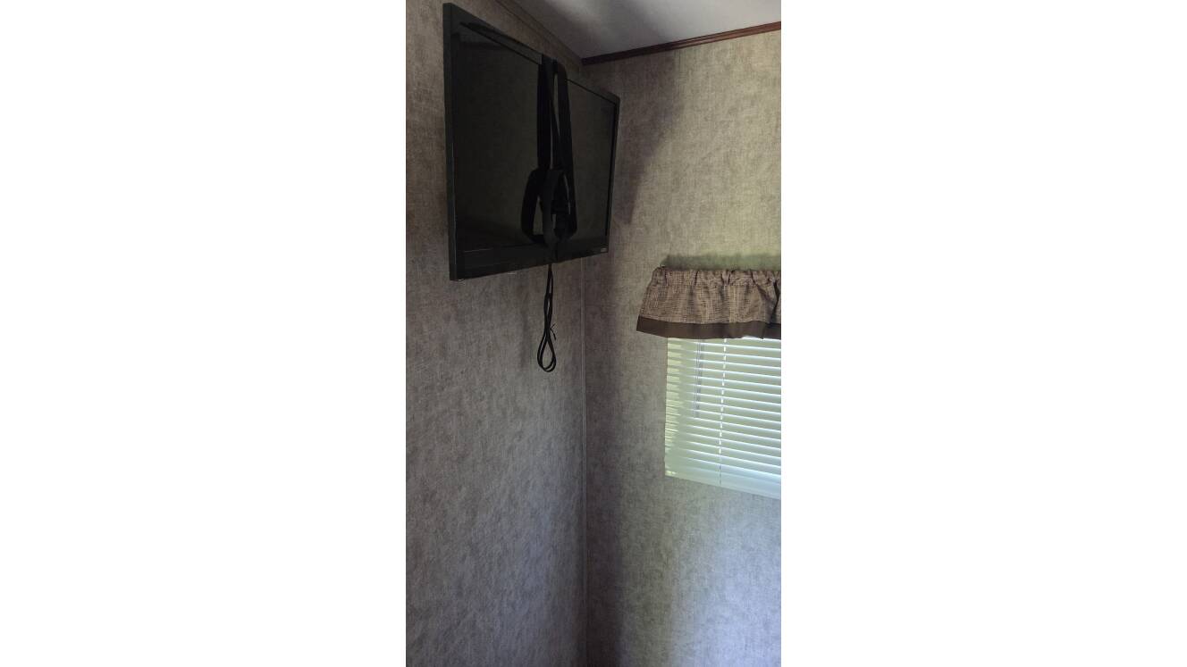 A photo of this 2018 Prime Time AVENGER ATI 27DBS