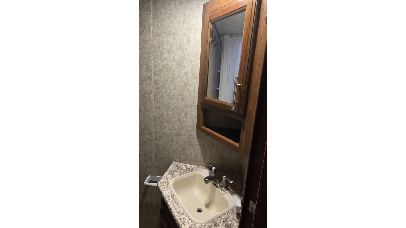 A photo of this 2018 Prime Time AVENGER ATI 27DBS