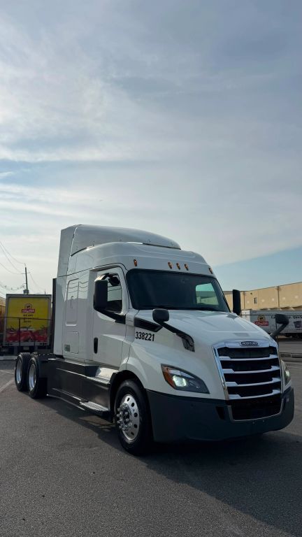 2019 Freightliner Cascadia in Linden, NJ