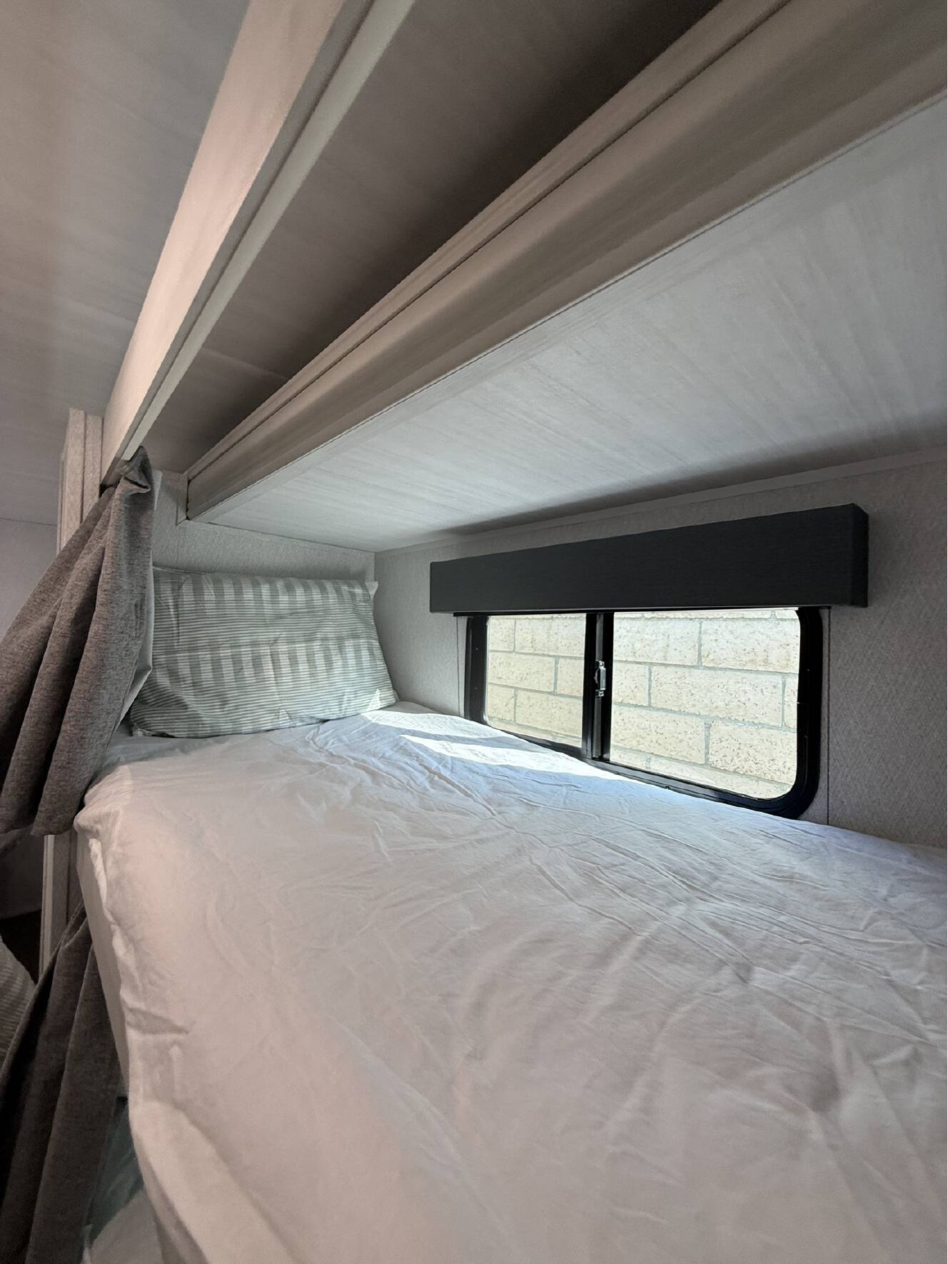A photo of this 2024 East To West ENTRADA 3100FB