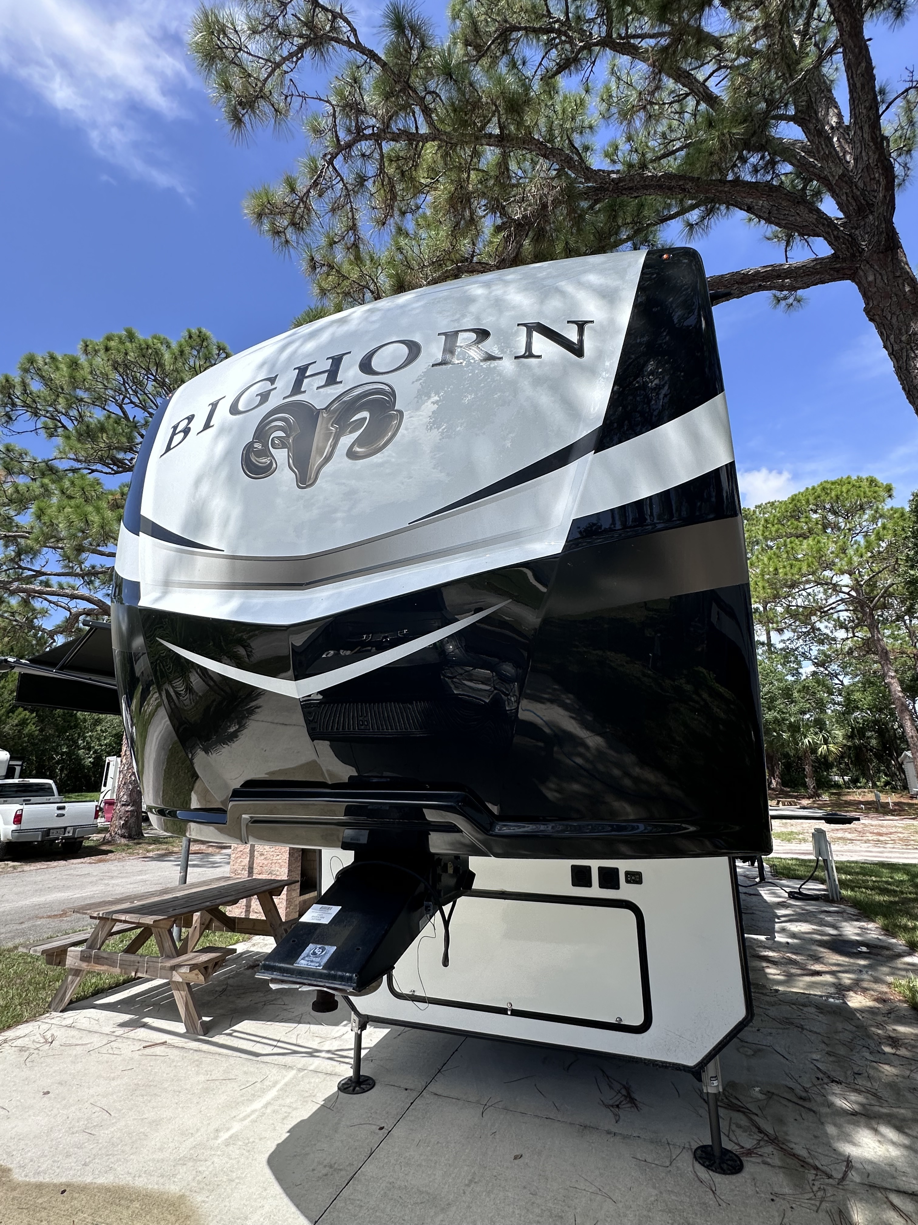 2021 Heartland BIGHORN 3375SS in jensen beach FL