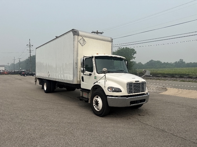 2021 FREIGHTLINER BUSINESS CLASS M2 106 in Obetz, OH