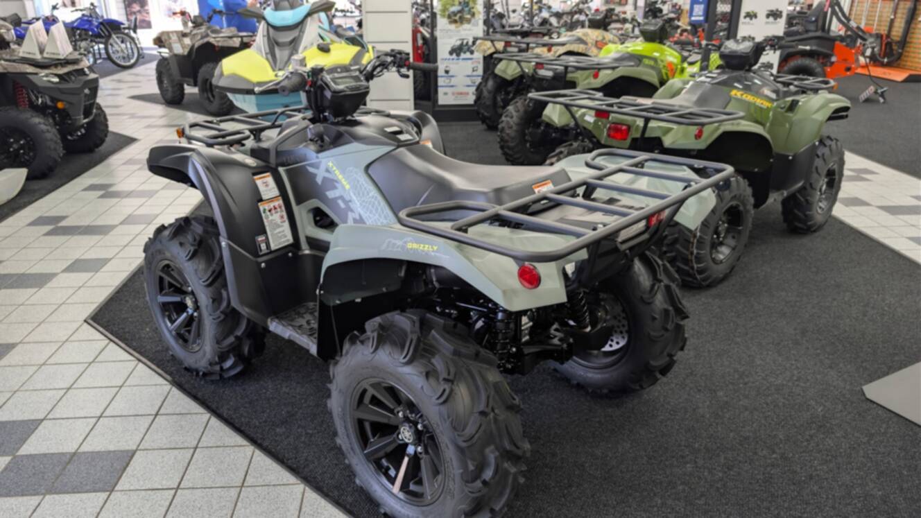 A photo of this 2026 Yamaha Grizzly EPS XT-R