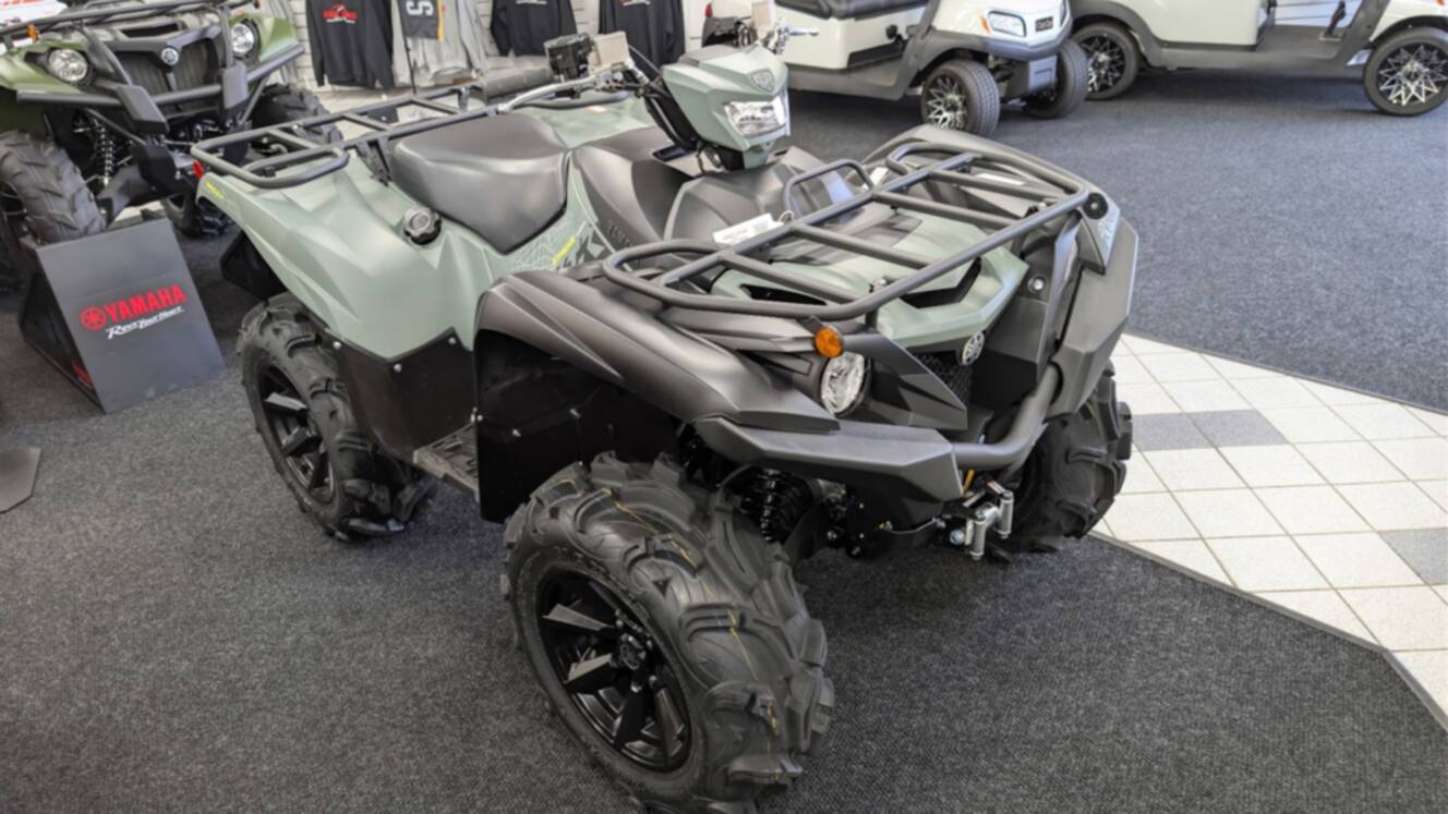 A photo of this 2026 Yamaha Grizzly EPS XT-R