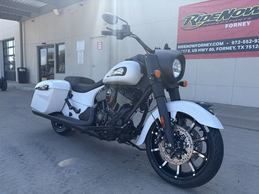 2026 Indian Springfield Dark Horse Ghost White Metallic Smok DARK HORSE in Forney, TX