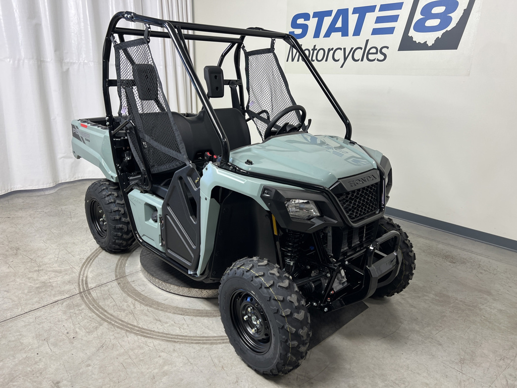 2026 Honda Pioneer 520 (SXS520M2TC) BASE in peninsula OH
