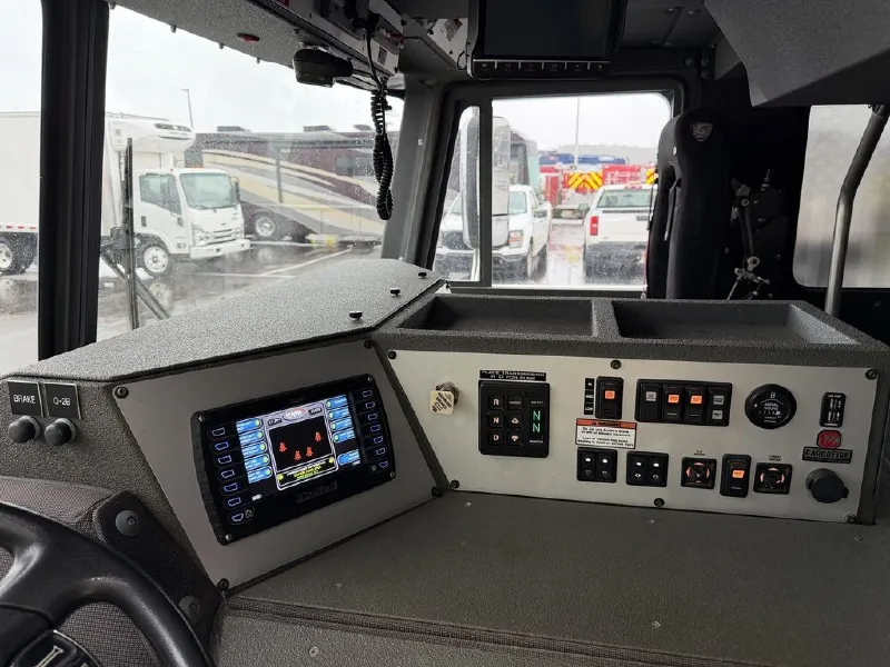 2017 KME PREDATOR 109 AERIAL CAT