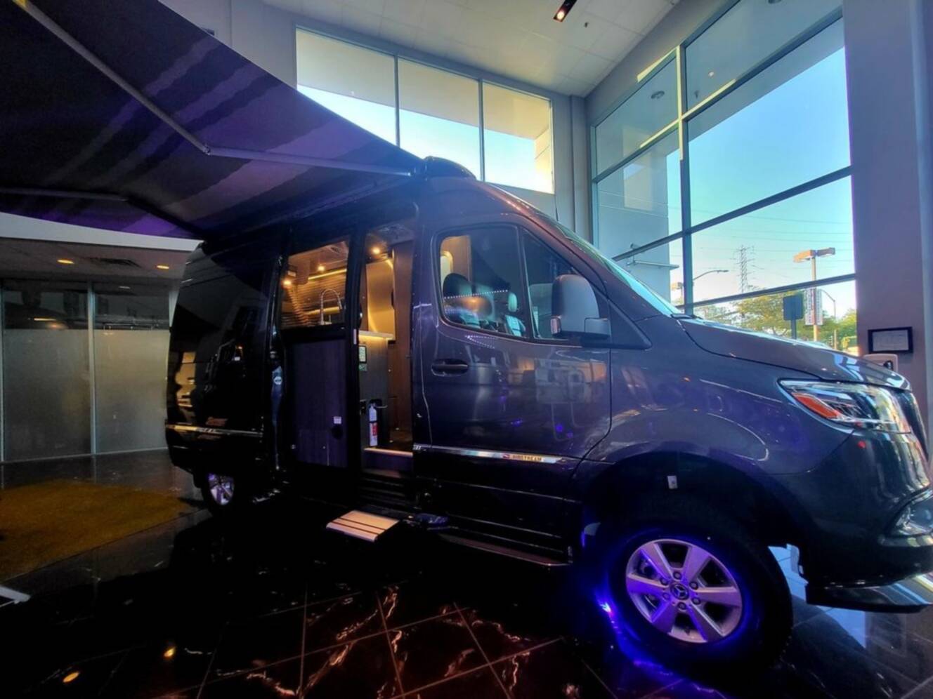 A photo of this 2025 Airstream Interstate 19