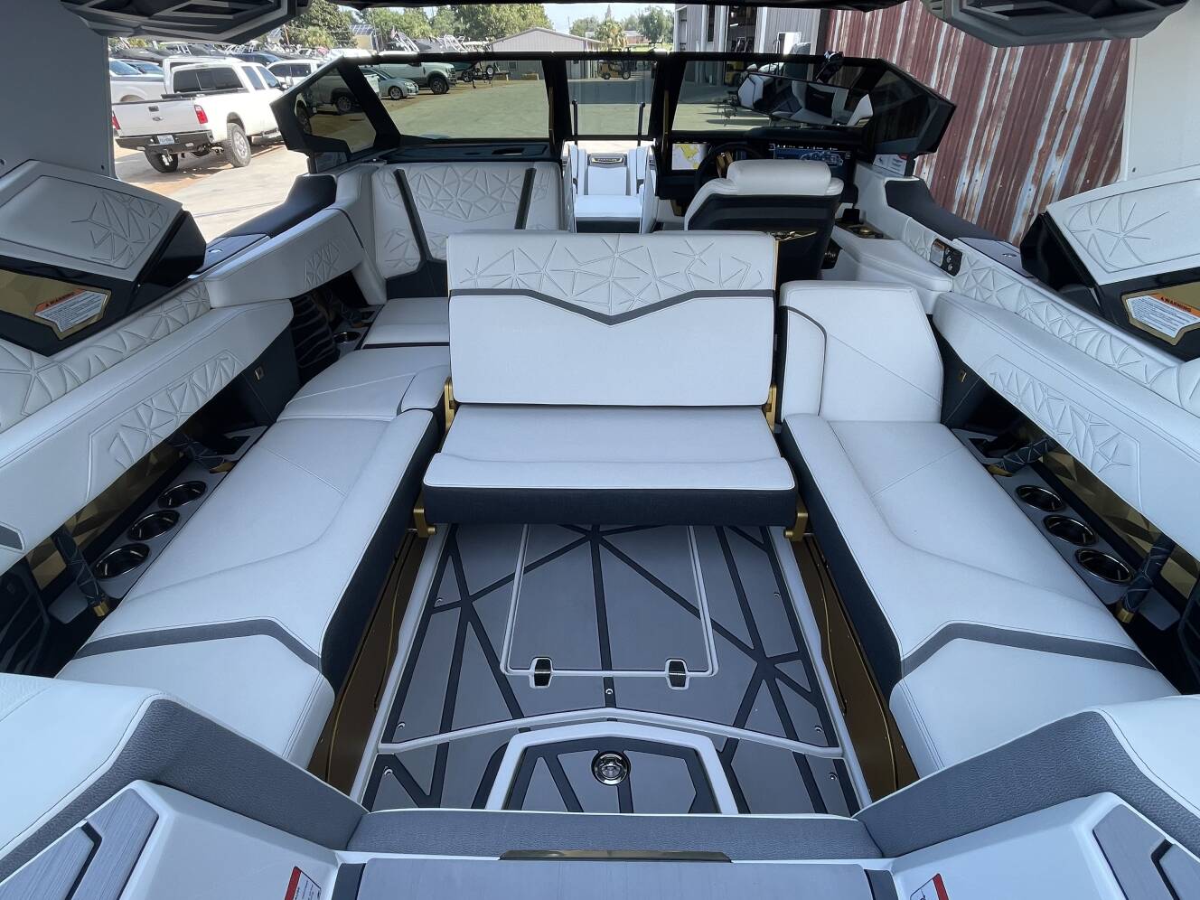 A photo of this 2026 Nautique Paragon