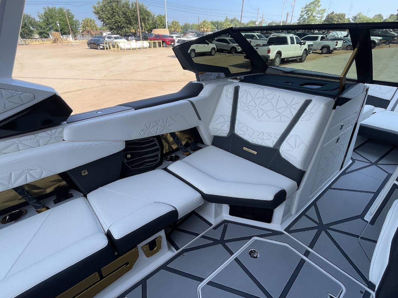 A photo of this 2026 Nautique Paragon