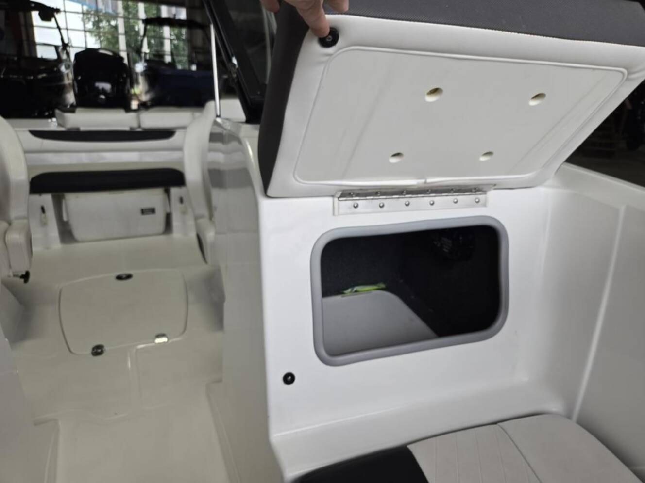 A photo of this 2022 Tahoe® 200 S