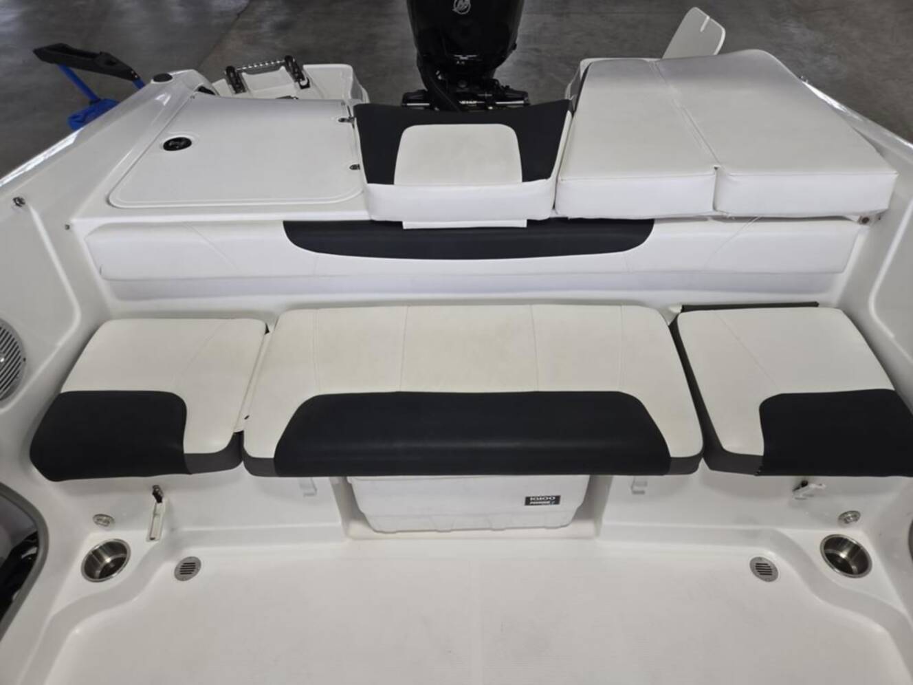 A photo of this 2022 Tahoe® 200 S