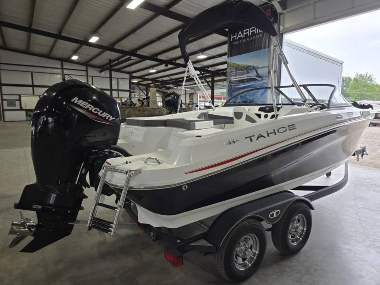 A photo of this 2022 Tahoe® 200 S