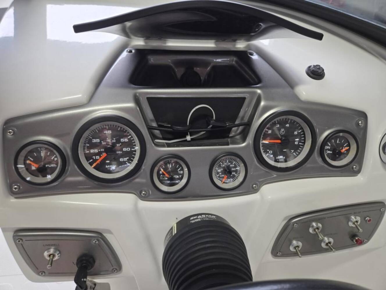 A photo of this 2022 Tahoe® 200 S