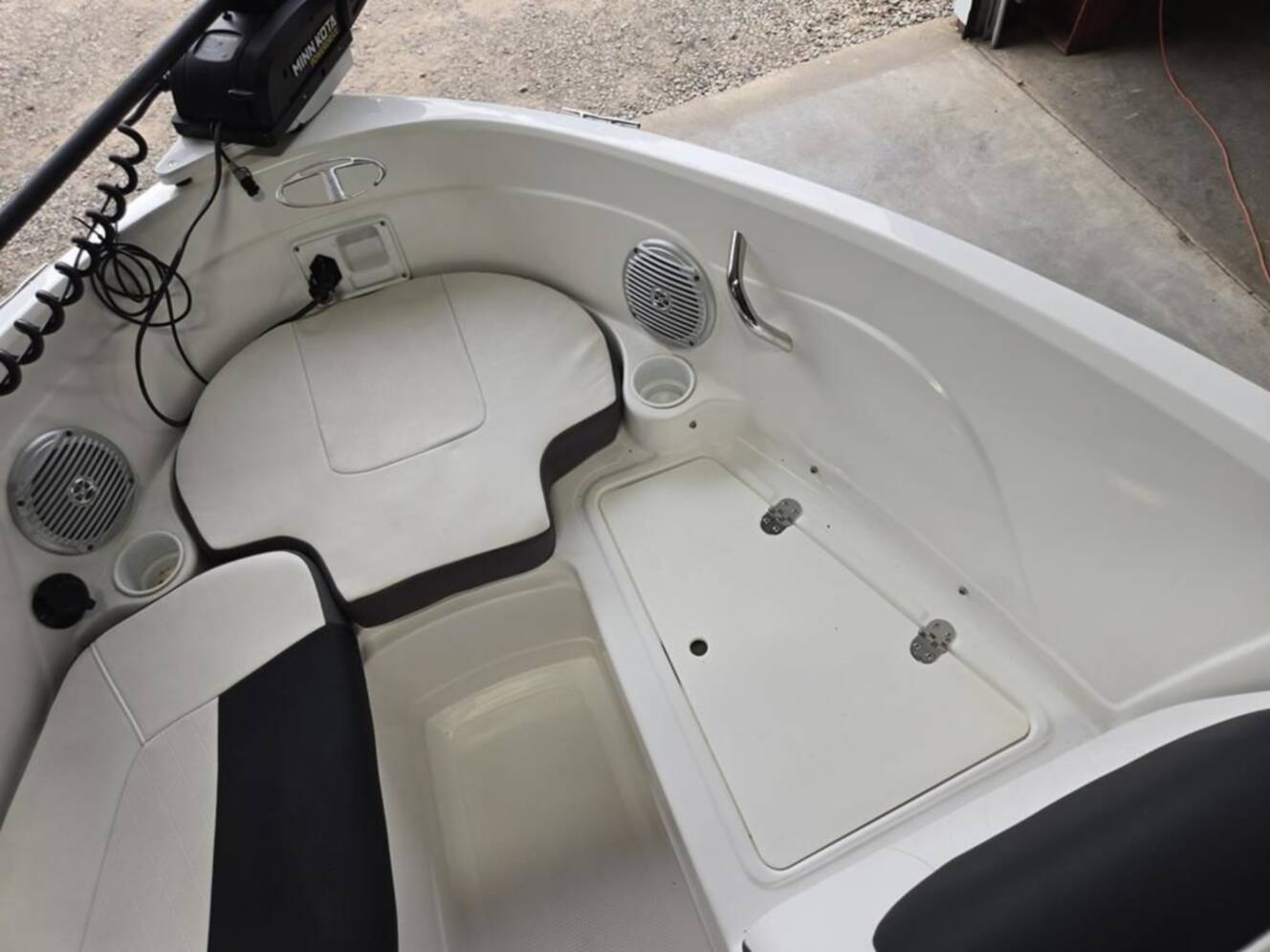 A photo of this 2022 Tahoe® 200 S