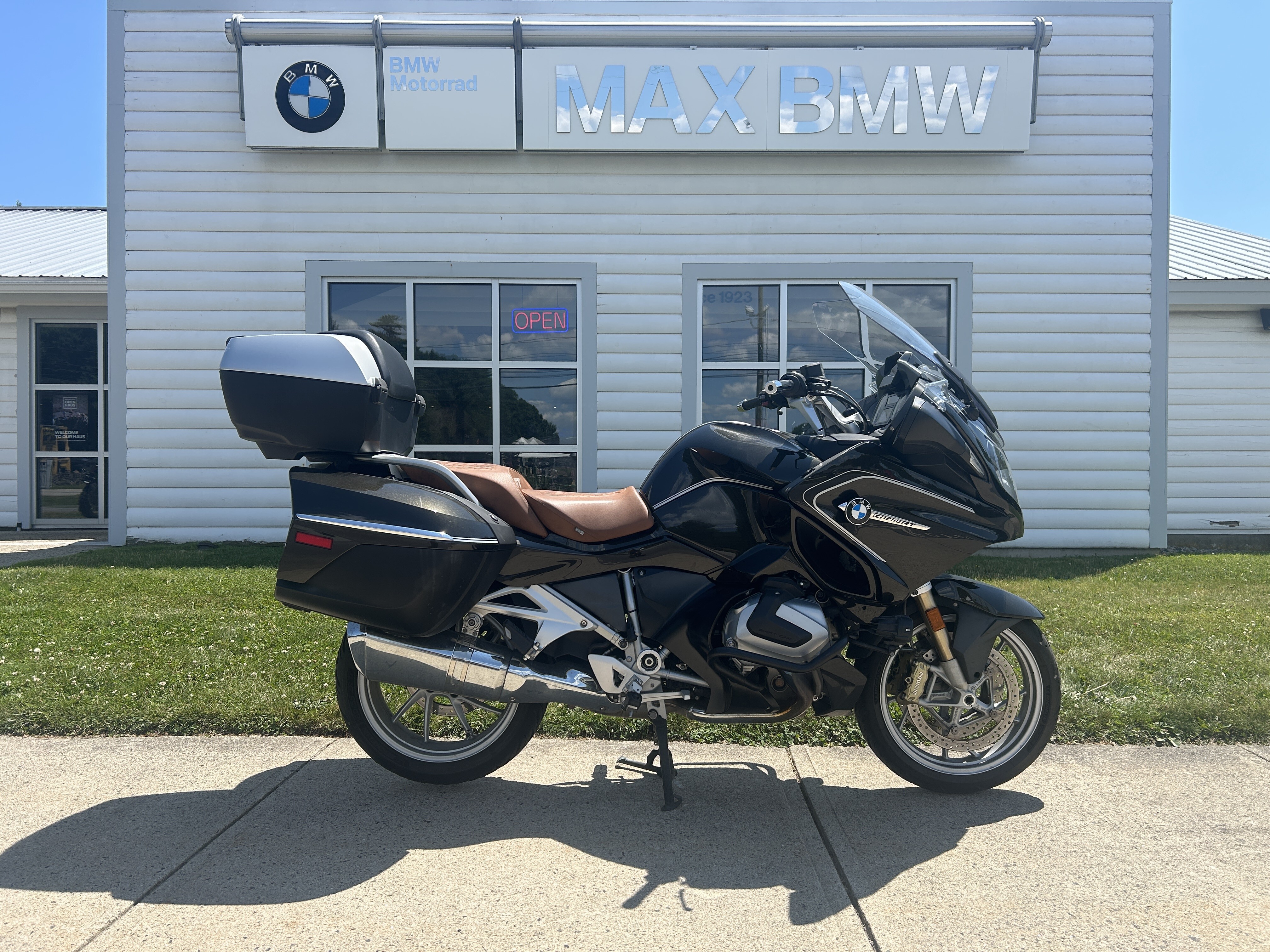 2019 BMW BMW in North Hampton, NH