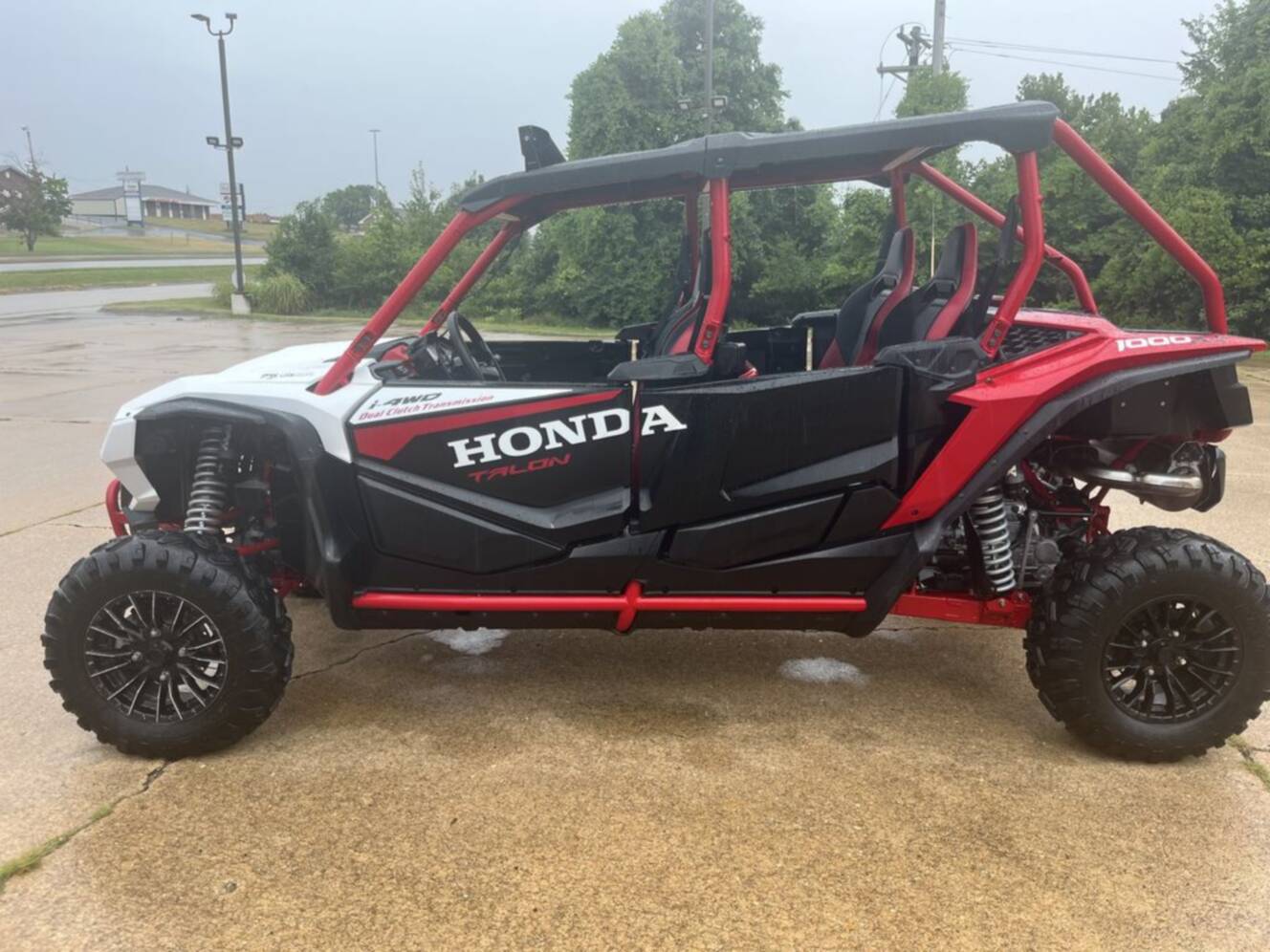 A photo of this 2023 Honda® Talon 1000X-4 FOX Live Valve