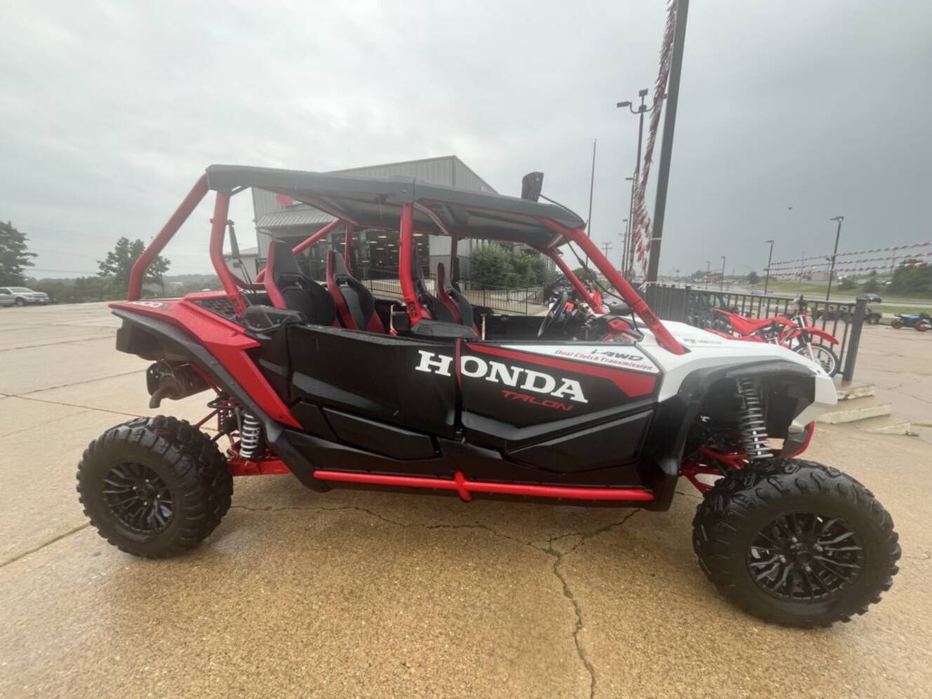 A photo of this 2023 Honda® Talon 1000X-4 FOX Live Valve