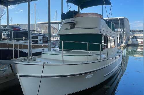 1992 Camano 31 in seattle WA