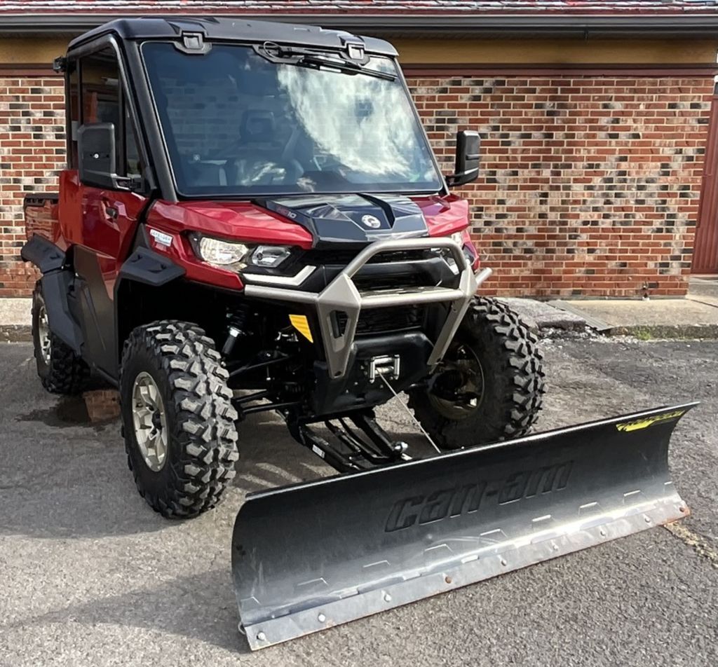 2025 Can-Am Defender Limited HD10 in duncansville PA