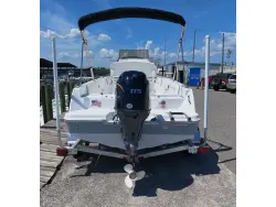 2027 Stingray 17 CC