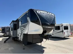 2021 Heartland CYCLONE 4006B