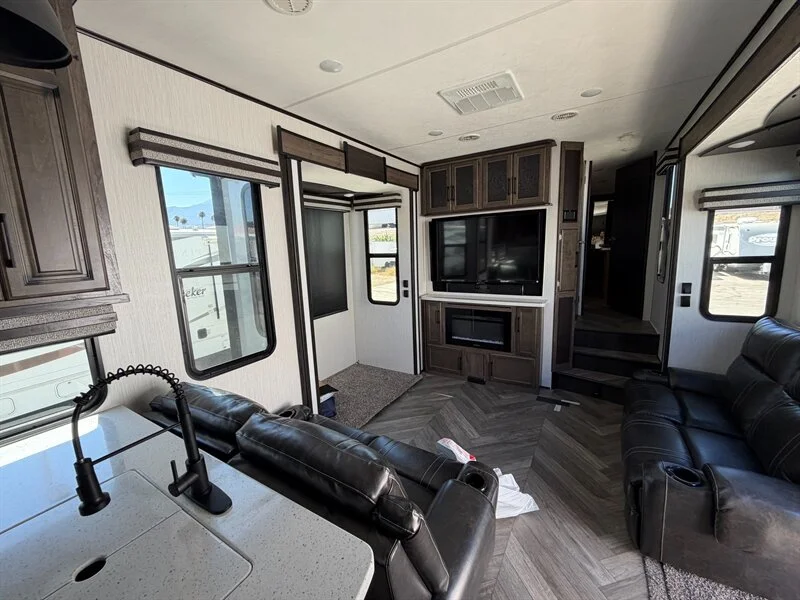 2021 Heartland CYCLONE 4006B